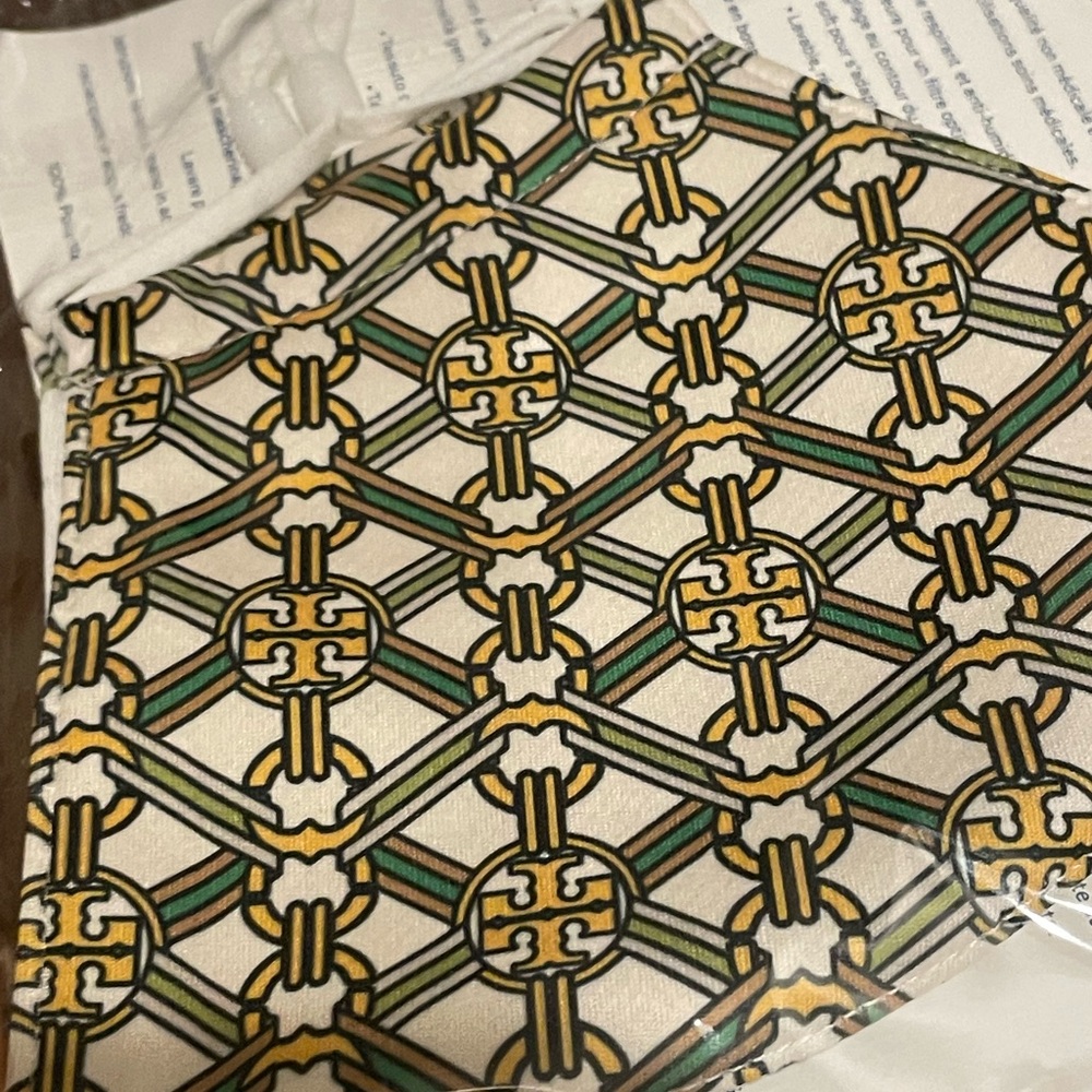 Tory Burch Face Mask